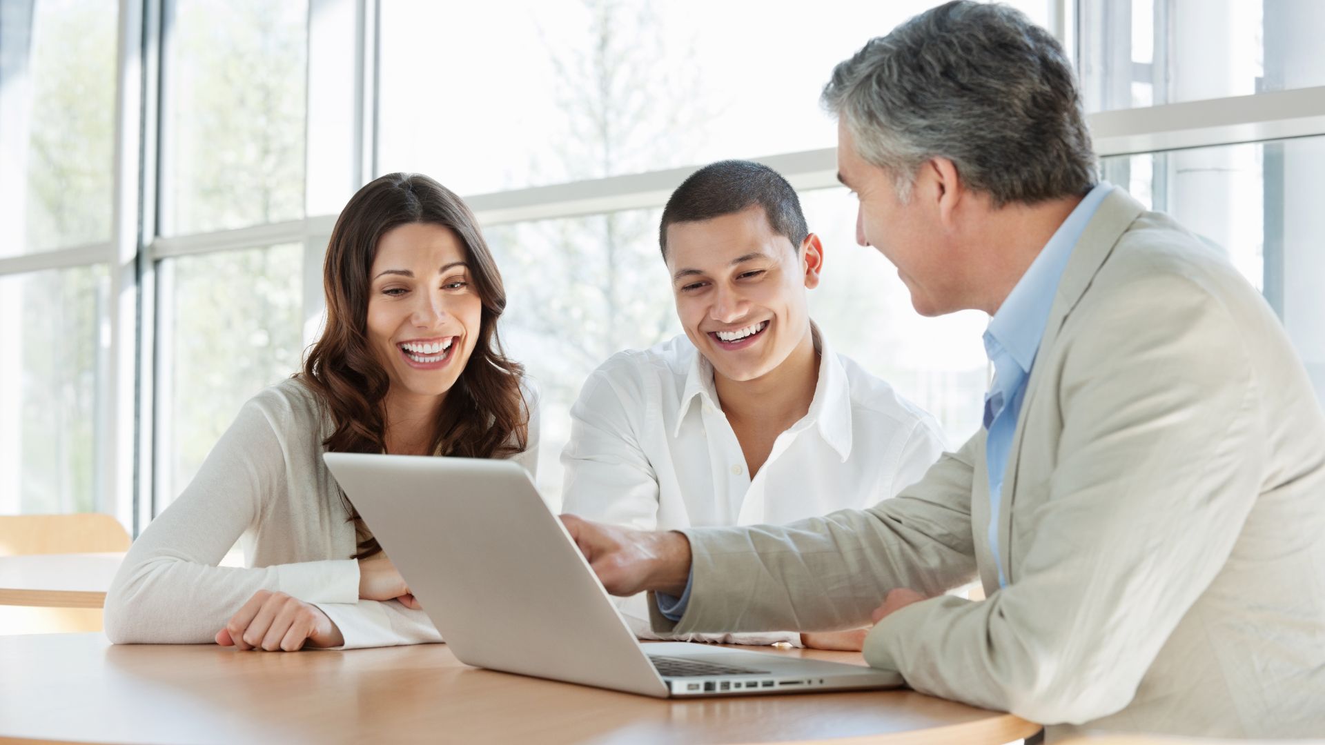 people meeting with financial advisor